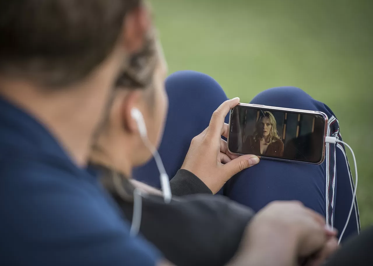 What are the charging standards for audio and video dictation translation?