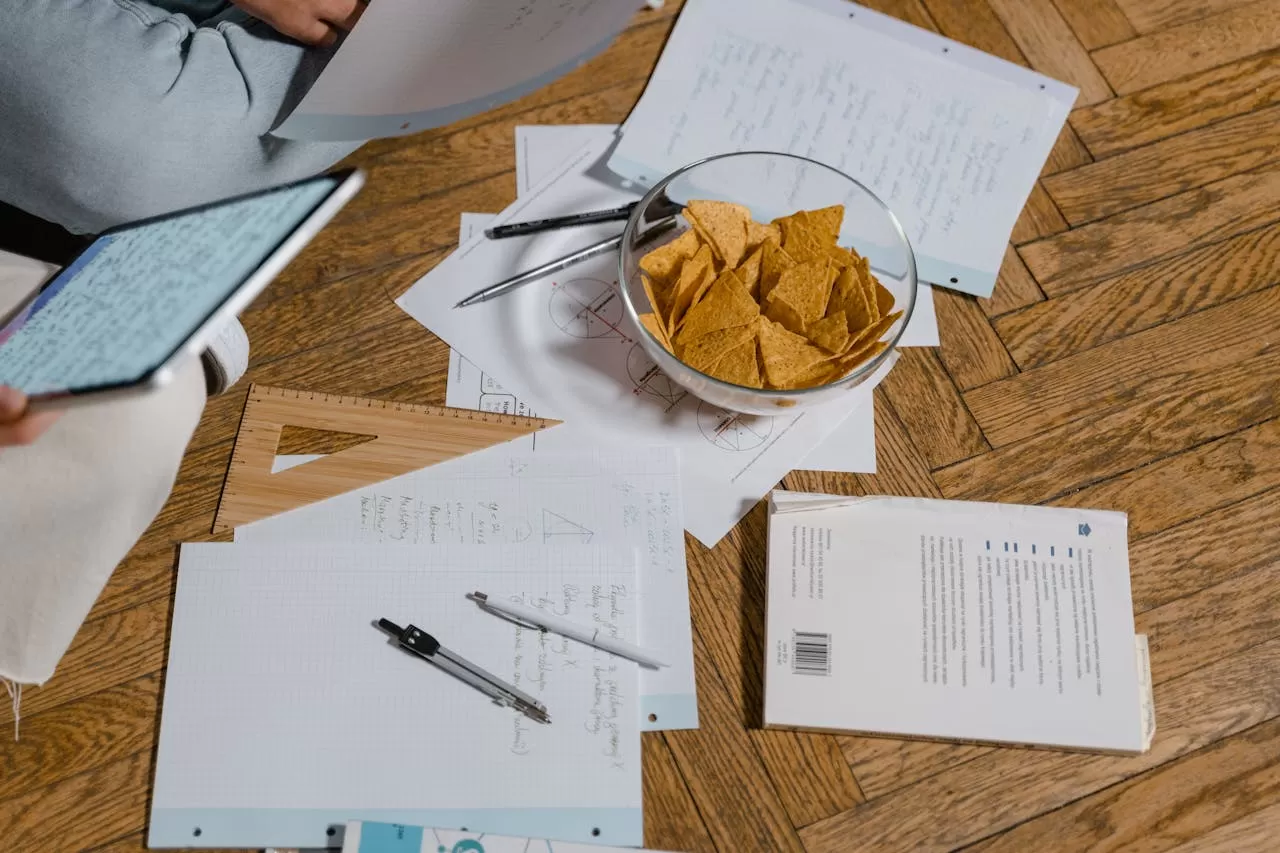 How do English paper translation services cost?