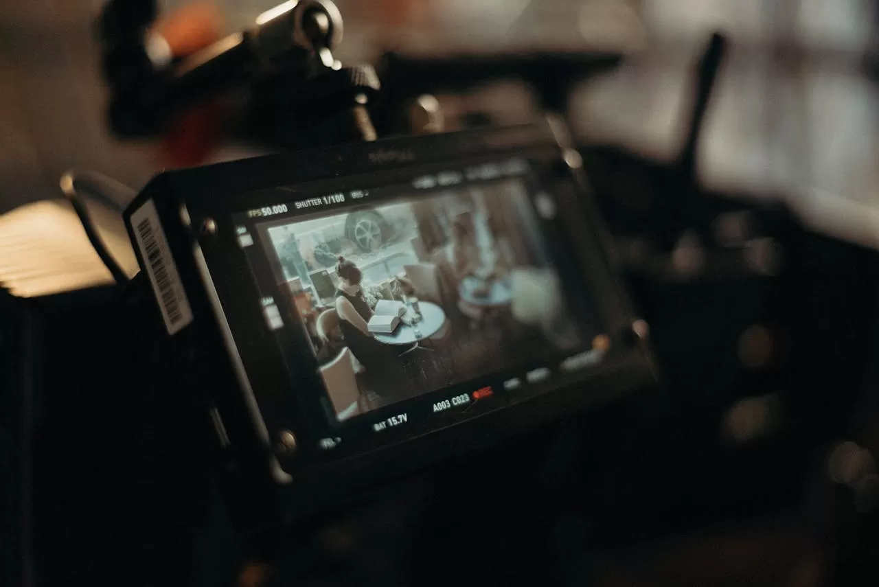 There are a few things to pay attention to when doing film and television translation!