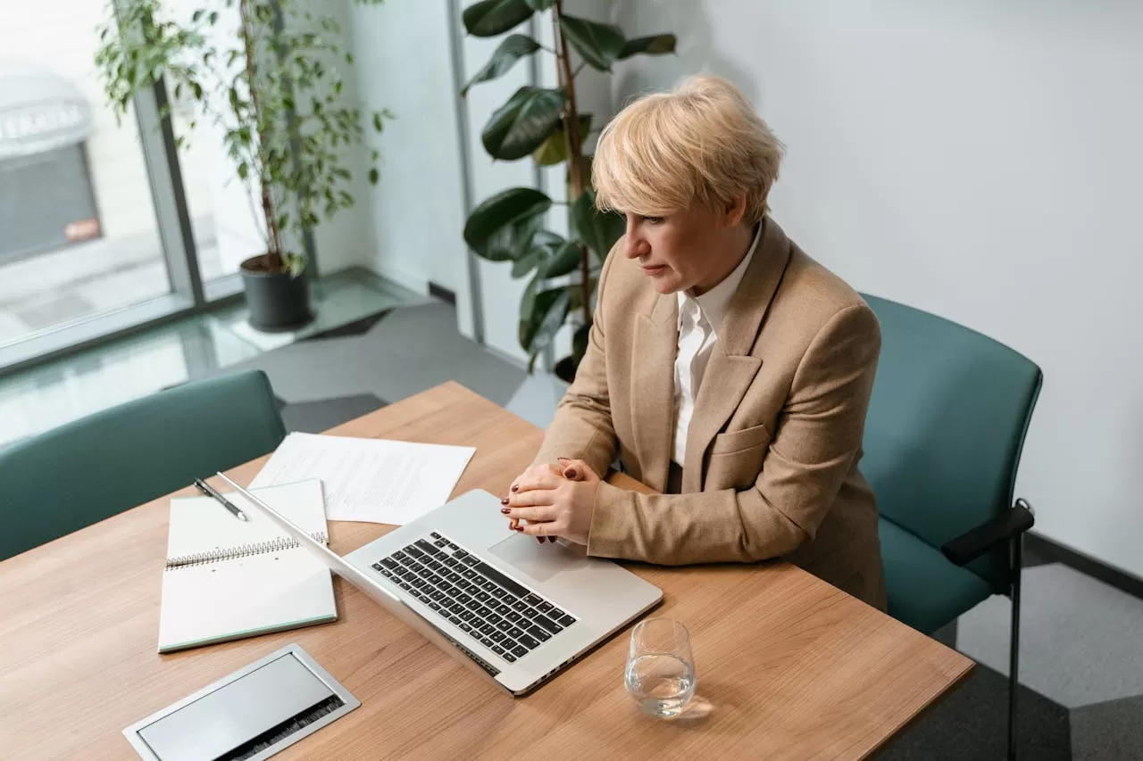 What types of contract translation services do translation companies provide?