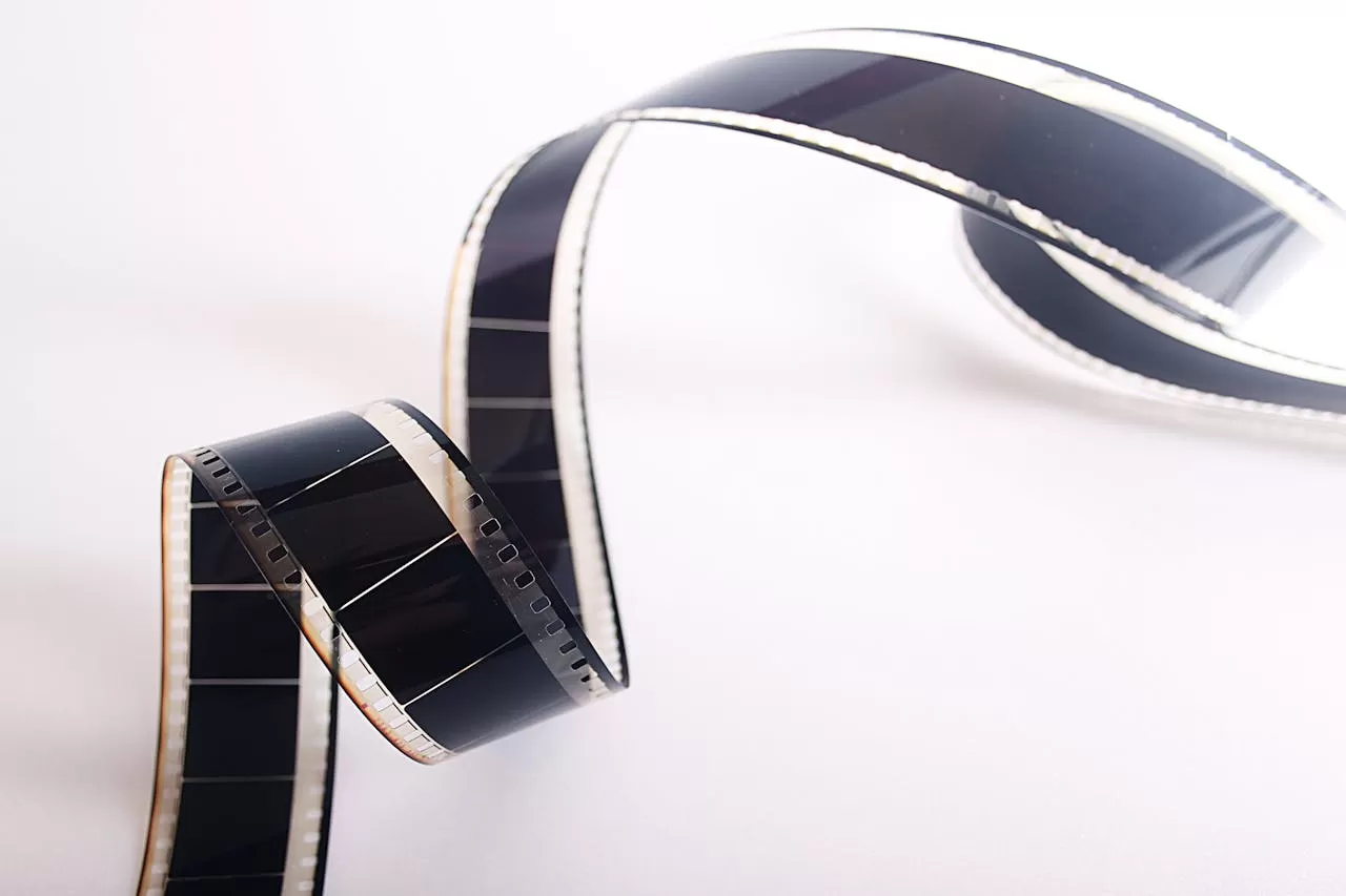 Which film and television subtitle translation and dubbing translation company is better?