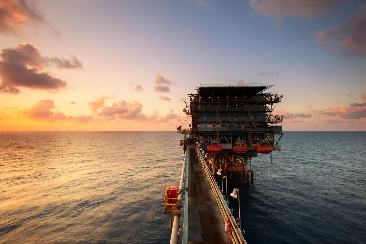 Oil industry tender translation service - how do translation companies charge?
