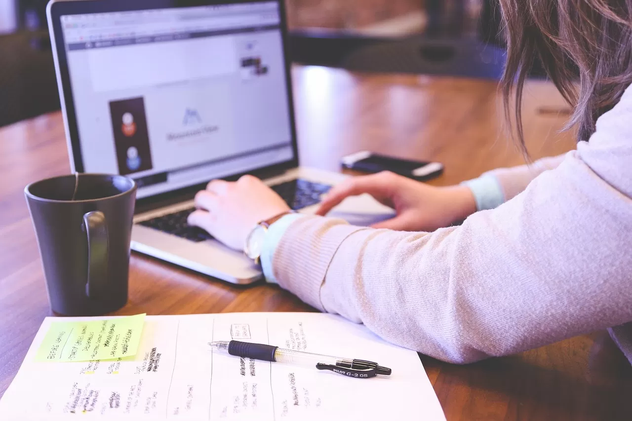 How to charge for document translation? What are the billing methods?